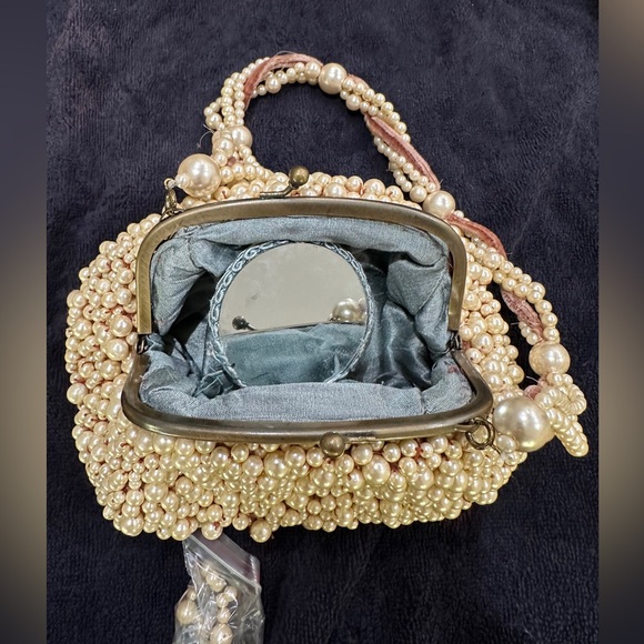 Vintage Collectible Wayne M Kleski White Pearl Beaded Wedding Bag Purse-FRAGILE - Picture 5 of 9